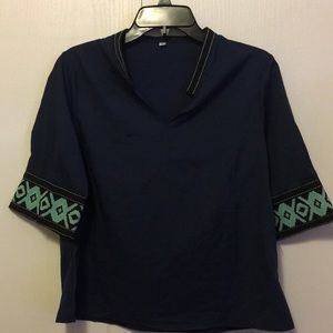 Women’s Blouse Medium